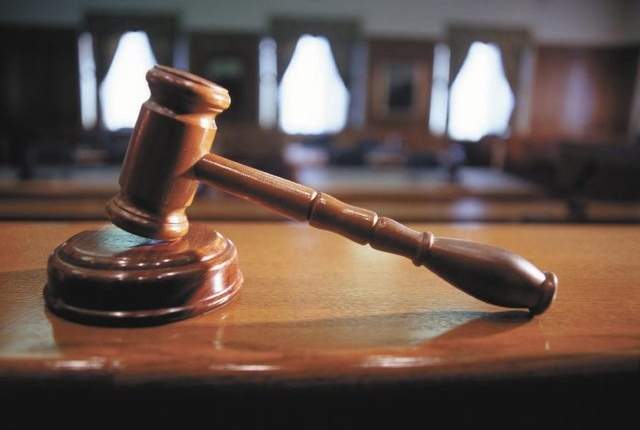 web1 WEB courtroom gavel 0